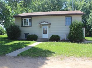 45213 State Highway 109, Delavan, MN 56023