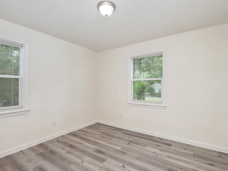 3526 Poinsetta St — Photo 14