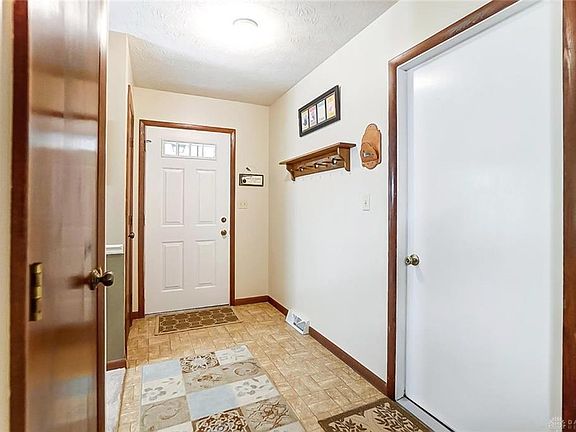 3rd image of 6210 Joann Ln