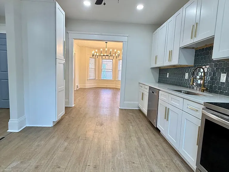 1320 W 80th St #A — Photo 19