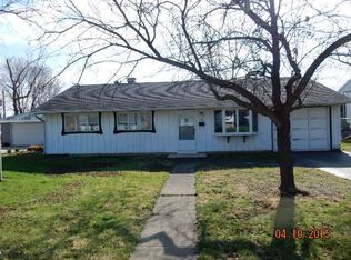 1553 Lincolnshire Ave, Aurora, IL 60506