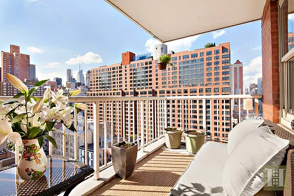 Sold by Halstead Real Estate | media 17