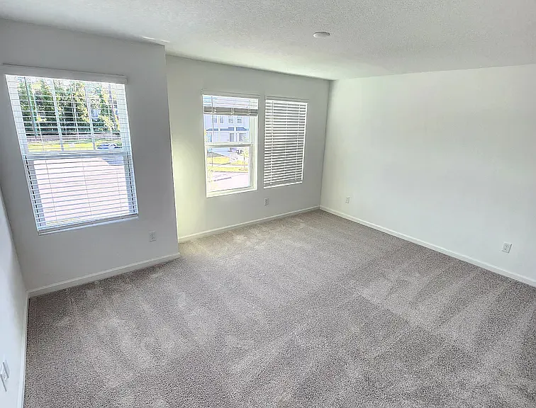 669 Holly Lakes Dr — Photo 5