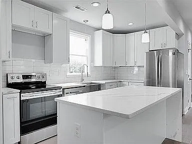 710 Oak Park Ave — Photo 7