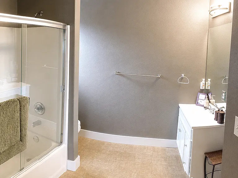 Bathroom 2