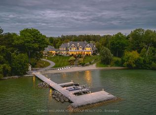 736 Lake Dr N, Georgina, ON L4P 3C8