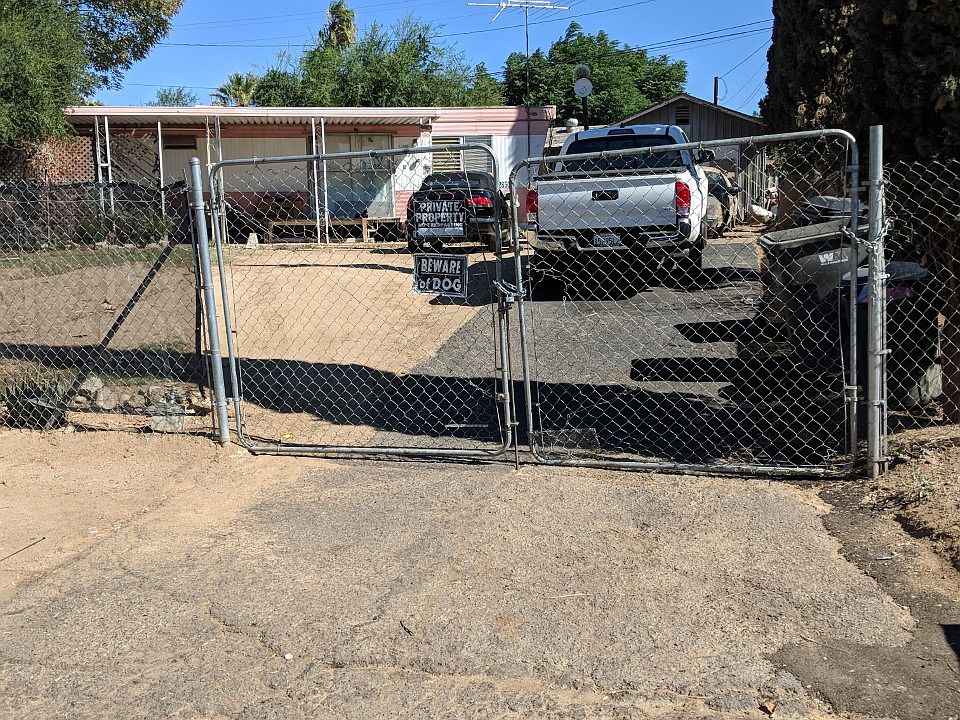 2nd image of 22850 Lukens Ln