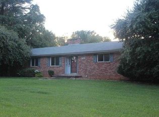 1125 Coliseum Dr, Winston Salem, NC 27106