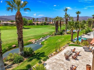 935 Mesa Grande Dr, Palm Desert, CA 92211
