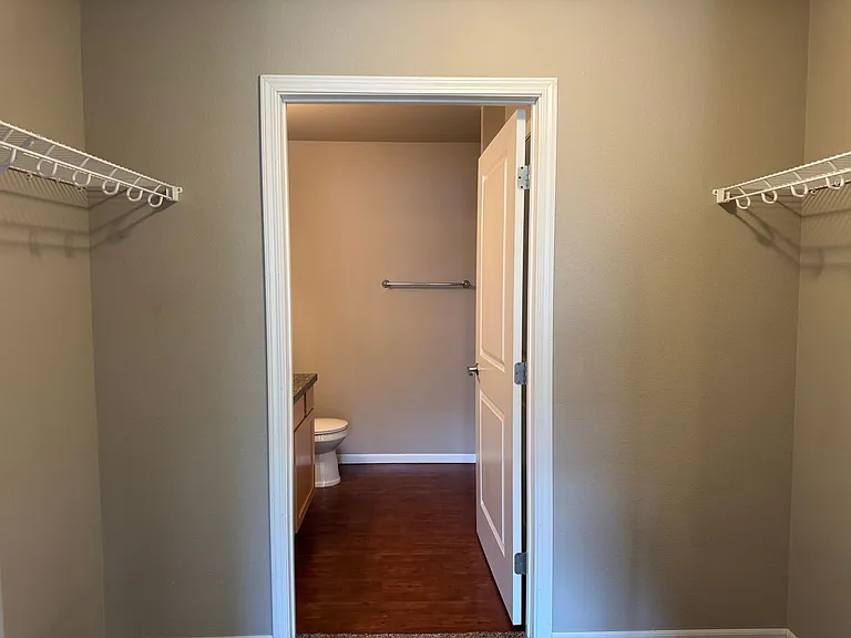 Aspen Trail Apartments — Photo 167