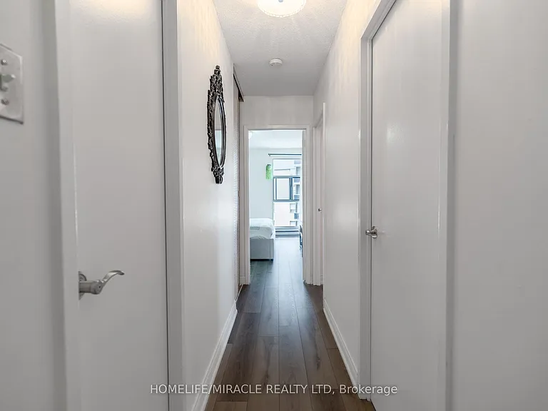 3025 Queen Frederica Dr #807 — Photo 22
