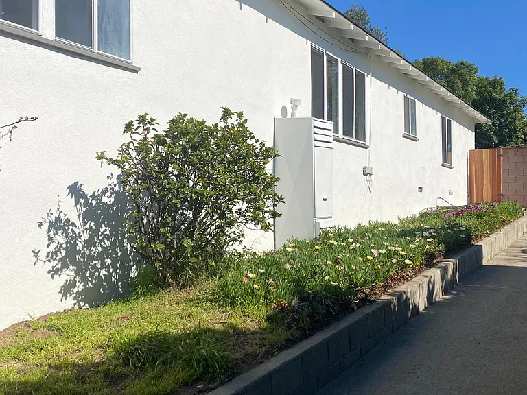 524 E Palm Ave — Photo 6
