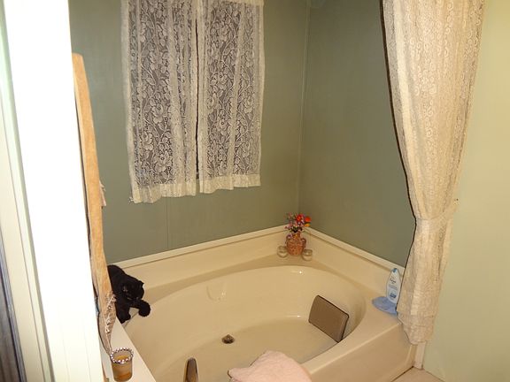 Soaker Tub in ensuite