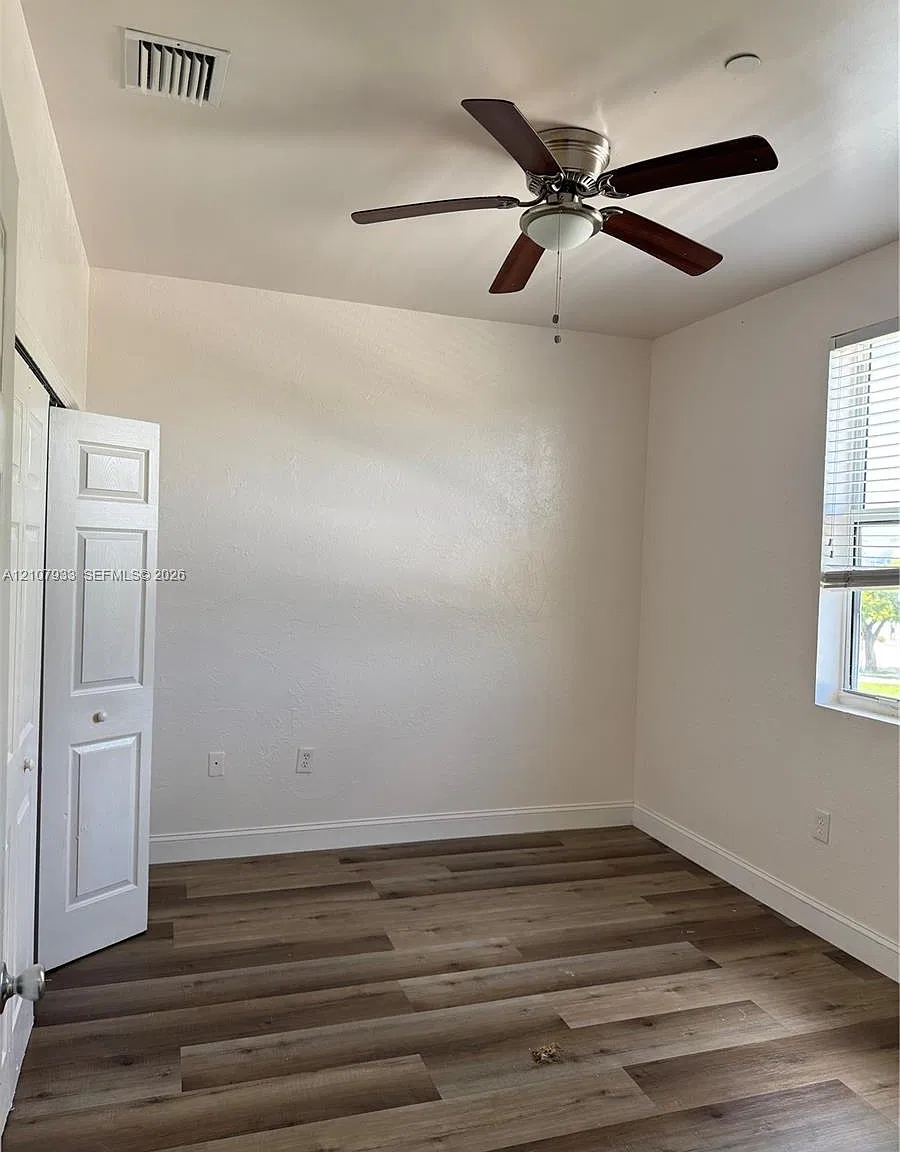 Orange Heights — Photo 3