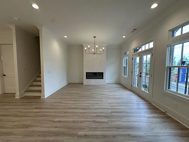 4802 Moonview Ln — Photo 6