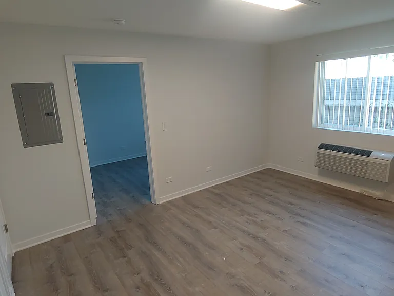 5366 S Laramie Ave #202 — Photo 56