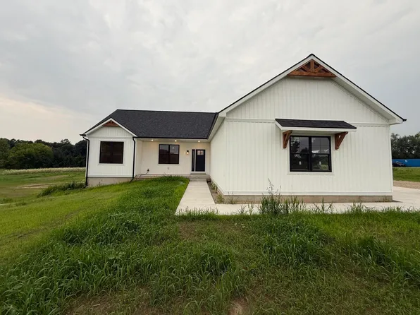 1350 Riggle Rd, Saranac, MI 48881