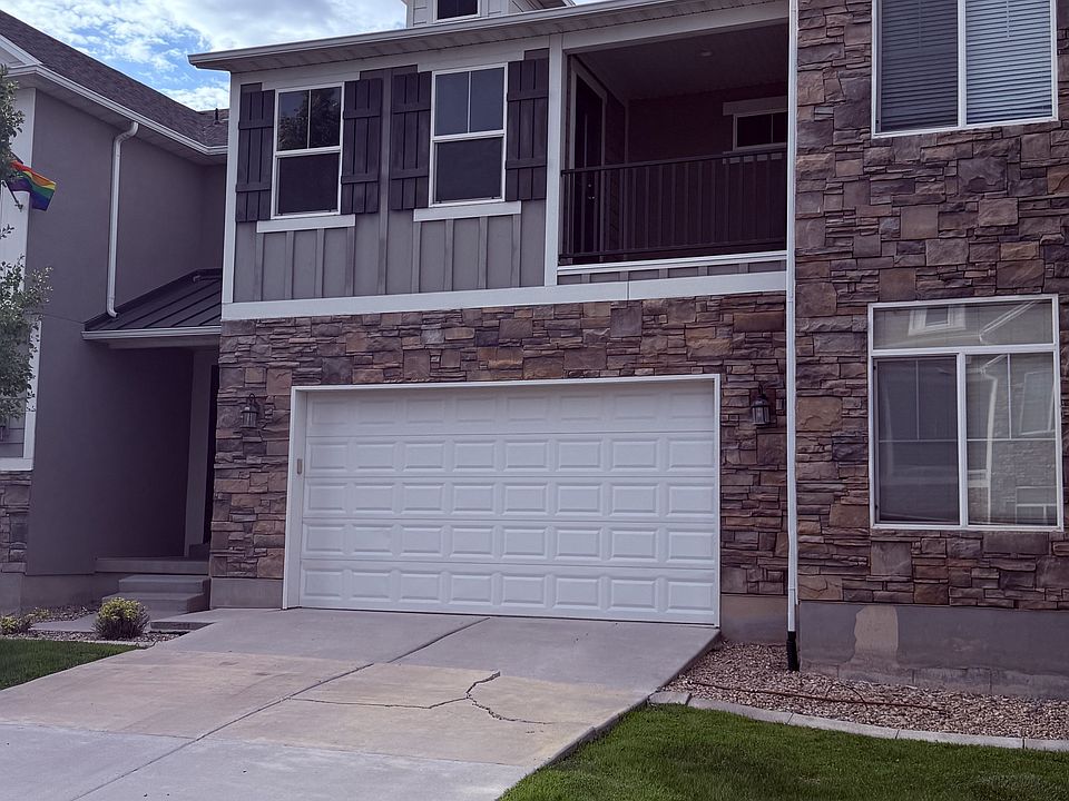 1st image of 238 Cordoba Dr