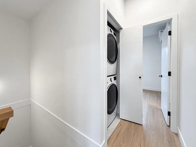 Thumbnail 17