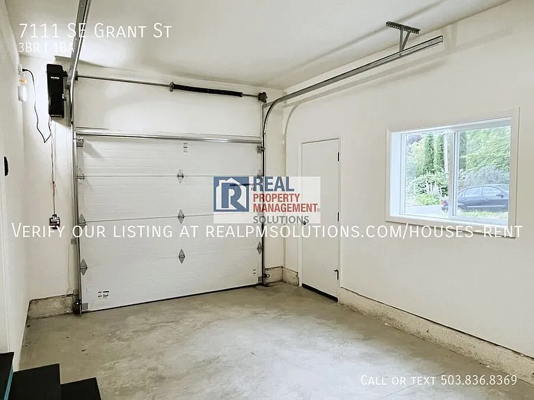 7111 SE Grant St — Photo 59