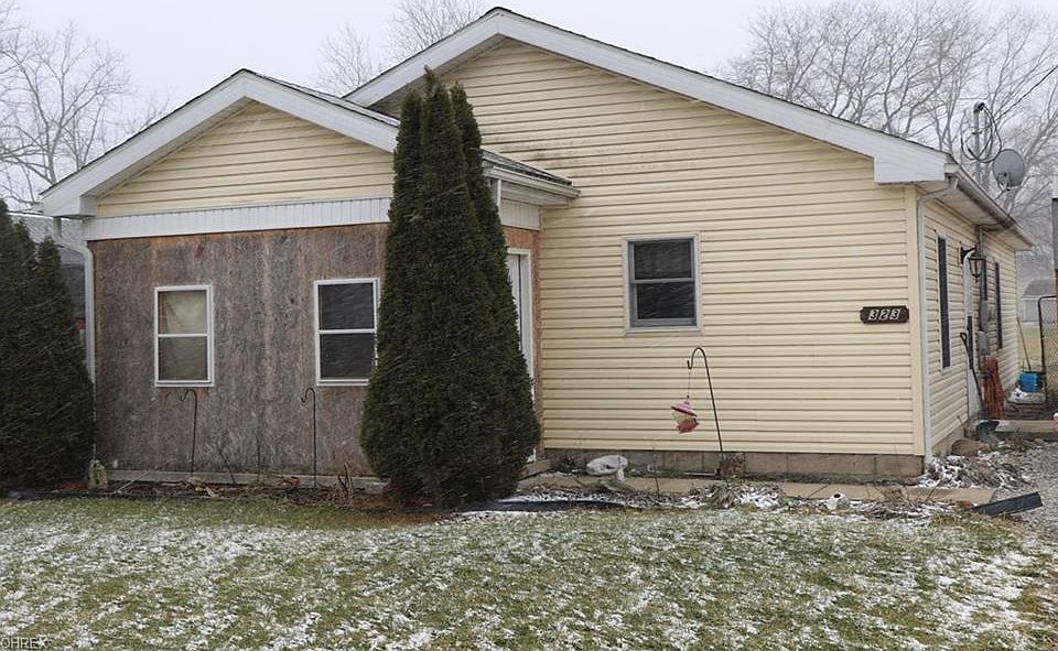 1st image of 323 Delafield Ave