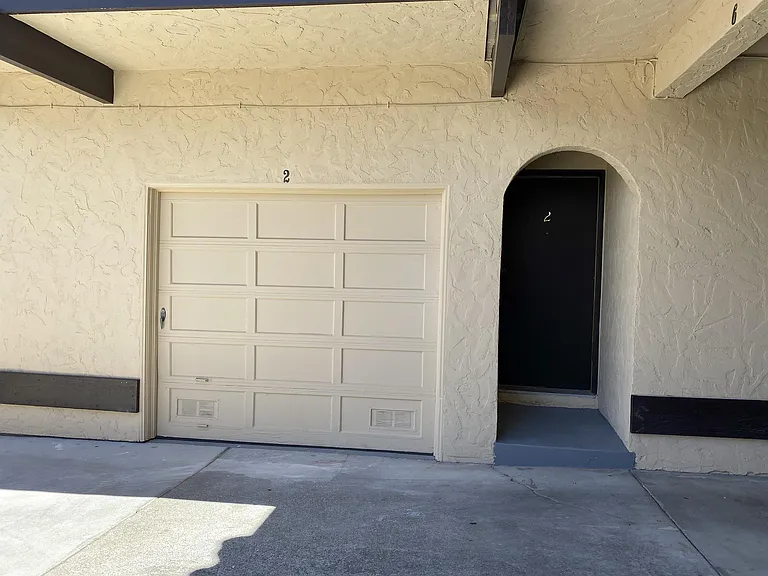 130 Magnolia Ave #2 — Photo 3