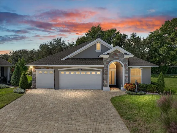 8152 Lake James Dr, Lakeland, FL 33810