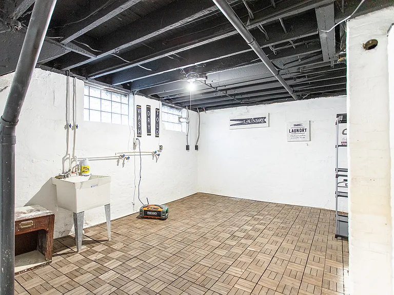 10605 Ashbury Ave — Photo 31