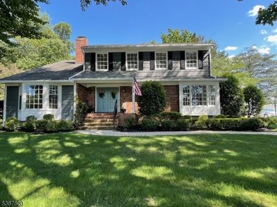 4 Edith Ct, East Hanover, NJ, 07936