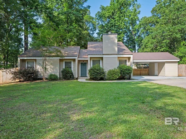 302 Norwood Ct, Bay Minette, AL 36507