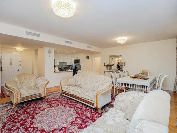 50 Oceana Drive image 7 of 8