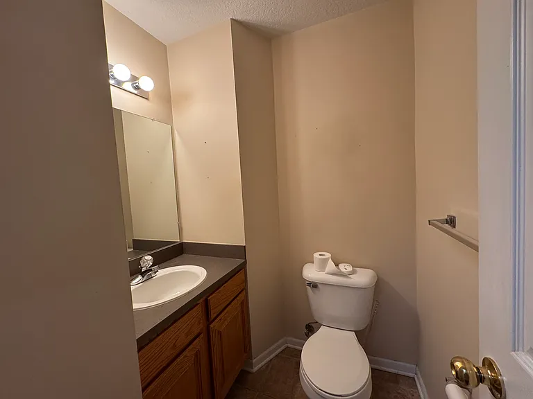 23352 Redman Ct — Photo 7