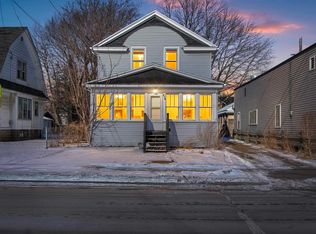 716 Merritt Ave, Oshkosh, WI