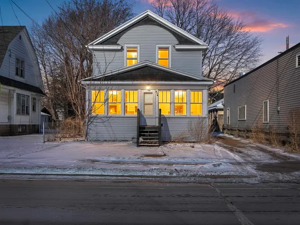 716 Merritt Ave, Oshkosh, WI 54901