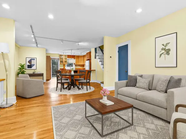 21-50 28th Street, Astoria, NY 11105