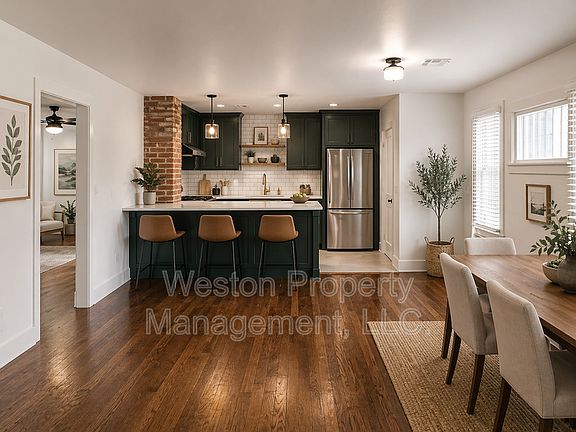 4th image of 1220 NE 17th St