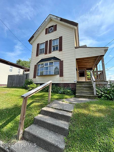 2nd image of 44 Prospect Avenue