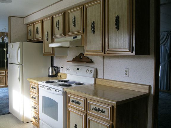 2nd image of 326 34th St NW