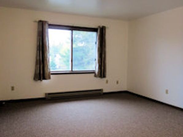 300 Ashland St APT 3