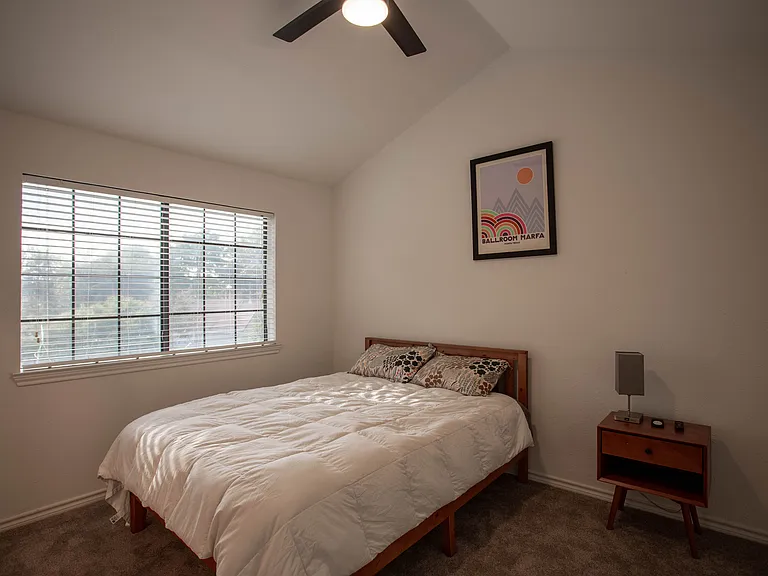 2521 Stanford Ct — Photo 10