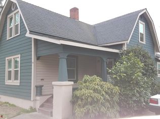 34 Cottage St, Medford, OR 97504