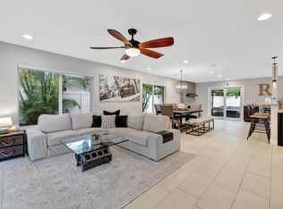 2940 NW 8th Ave, Fort Lauderdale, FL 33311