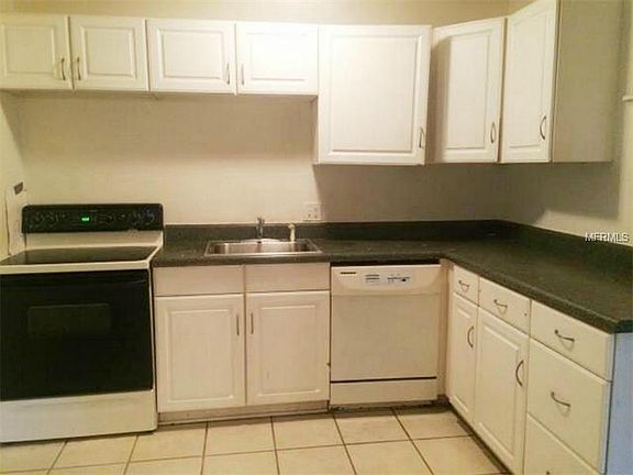 5th image of 2028 Bonita Way S