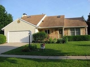 1707 Eagle Ridge Rd, Urbana, IL 61802