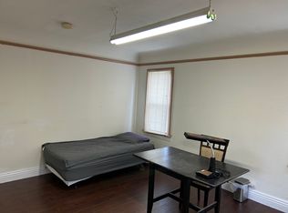 914 1/2 S Kenmore Ave #A, Los Angeles, CA 90006