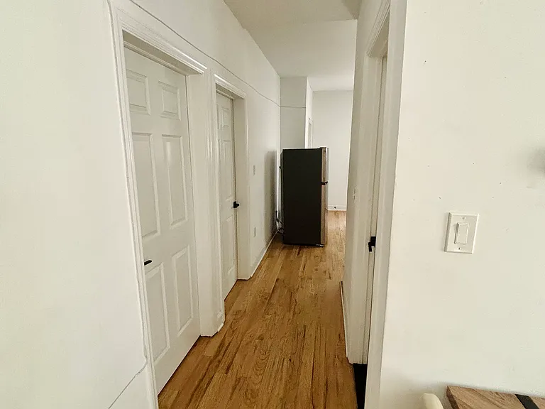 43 Bragaw Ave #1 — Photo 4