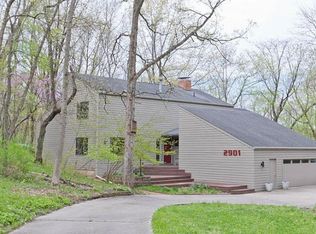 2901 Forest Hills Dr, Ames, IA 50014