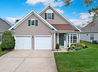 61 Burnside Dr, Egg Harbor Township, NJ 08234