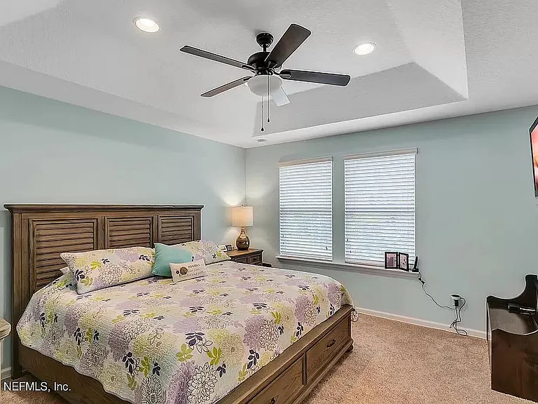 361 Richmond Dr — Photo 22