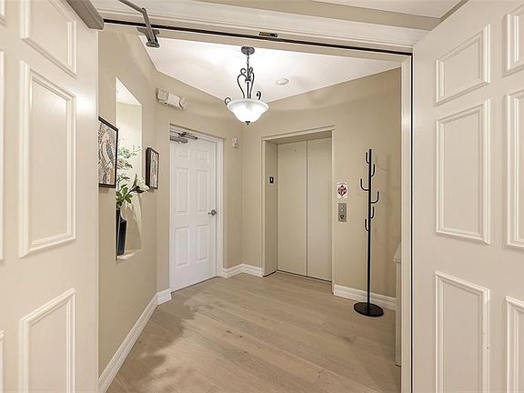 3rd image of 3621 N POINT ROAD #403
